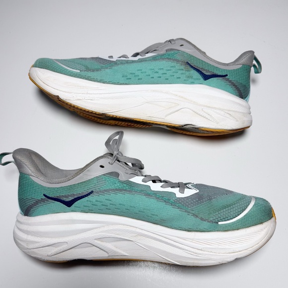 Hoka Skyflow Running Shoes - Picture 5 of 15